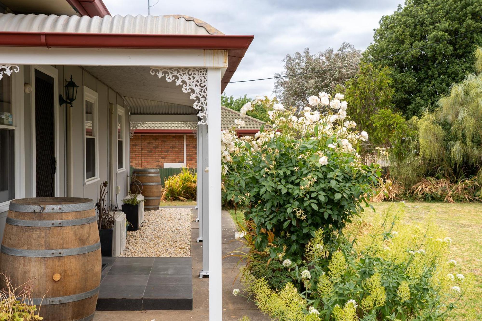 Ruby'S Cottage Penola Exterior photo